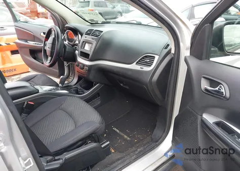 2013 Dodge Journey Sxt z USA, uszkodzony, nr VIN 3C4PDCBG5DT527040